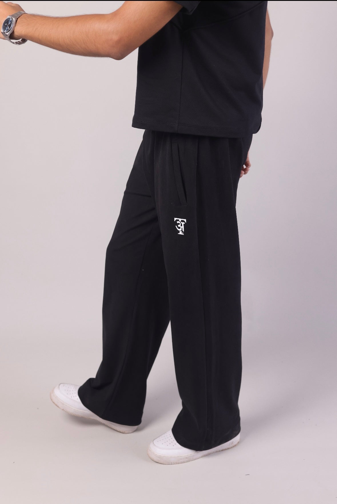 Black sweatpants